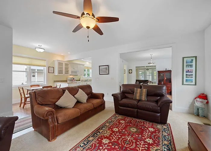 Classic Charm On Ashland - For 8 Сasa de vacaciones